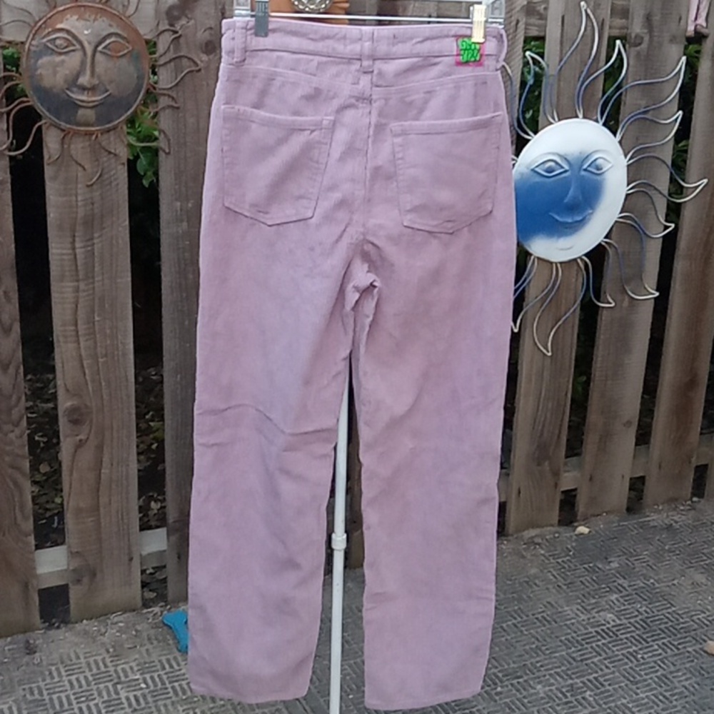 Woman's Quarter, Roy. pants. Good condition very light purple. Size 6.